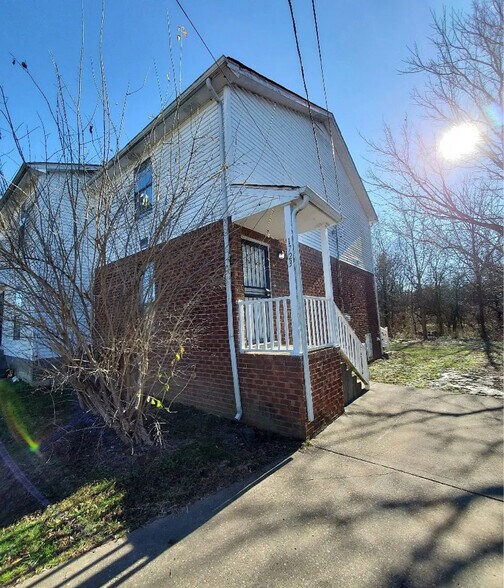 Primary Photo - 1723 Westchester Dr