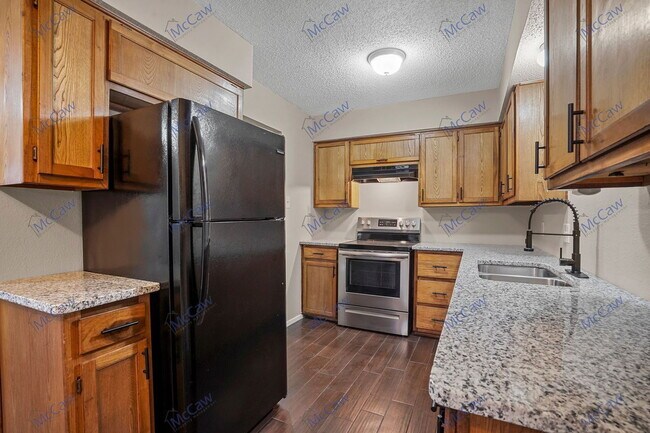 Building Photo - 7734 Jamie Renee Ln