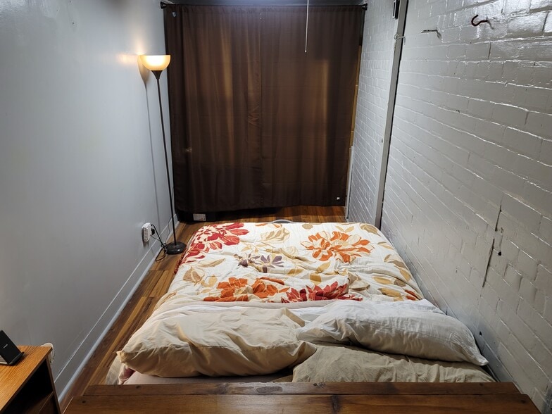 Bedroom - 628 Clark Ave