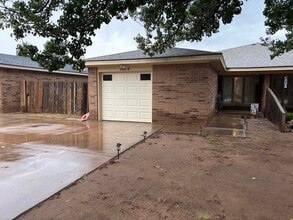Building Photo - 6706 Grover Ave