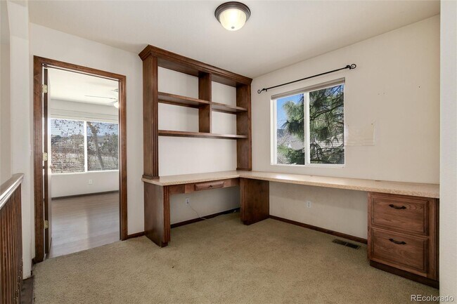 Building Photo - 9865 Falcon Ln