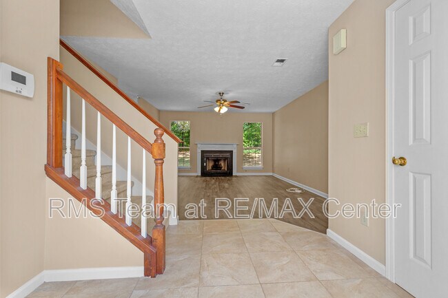 Building Photo - 3525 Park Bluff Ln NW