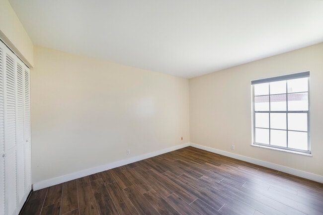 Building Photo - 270 Cape Cod Cir