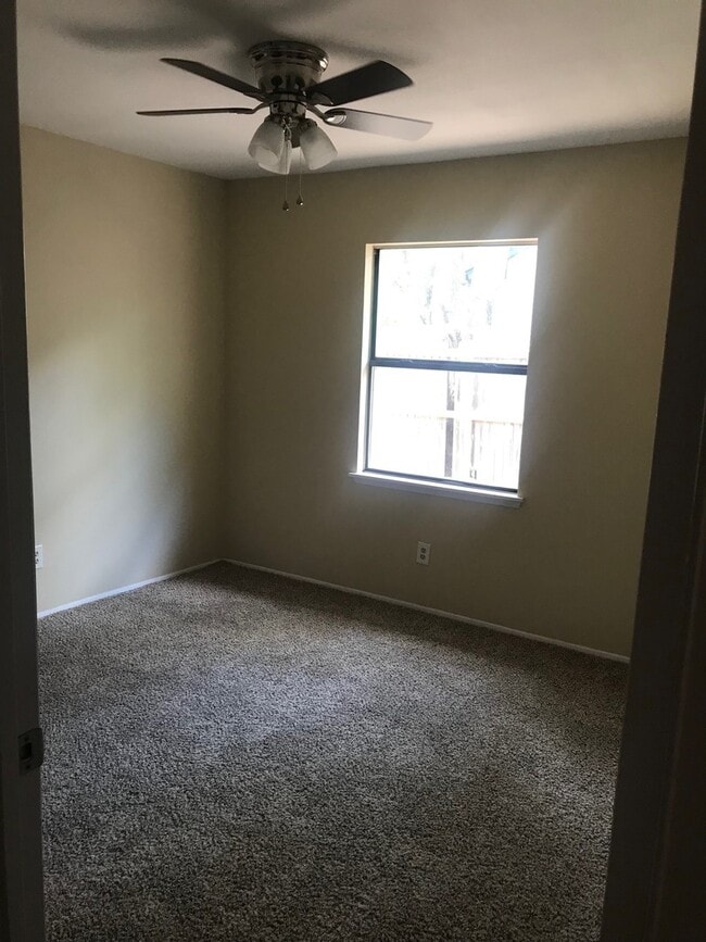 Building Photo - 2505 Cherry Blossom Ln