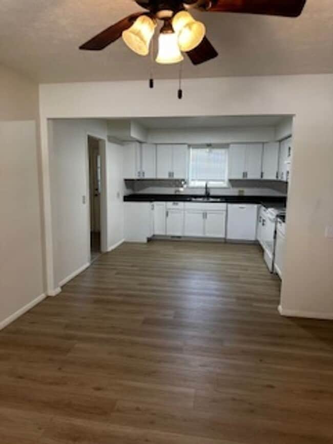 Building Photo - Fully Remodeled Home!
