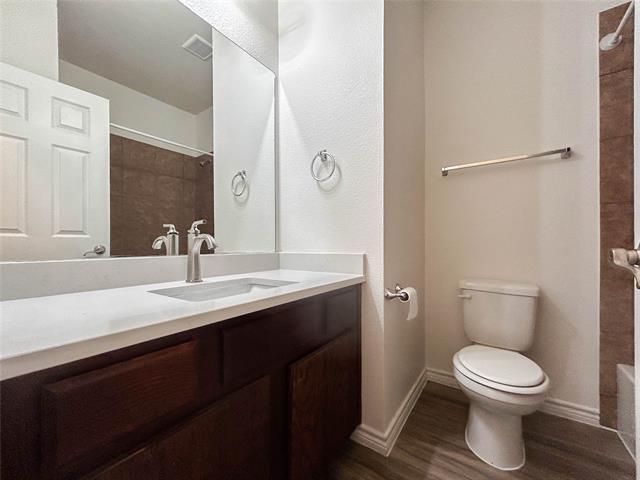 Building Photo - 5508 Dolores Pl