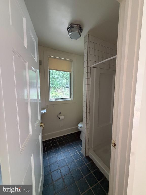 Building Photo - 33709 Clifton Farm Ln