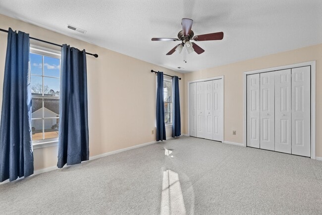 Building Photo - 2 Bed 2 Bath Home for rent in Yorktown!