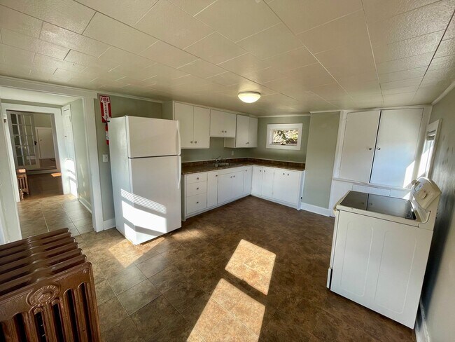 Building Photo - 3 Prospect St