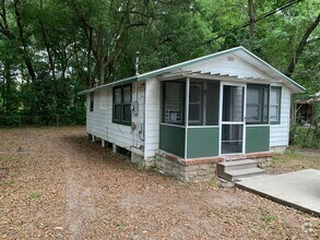 Building Photo - Remodeled 2 bedroom 1 bath in Ocala