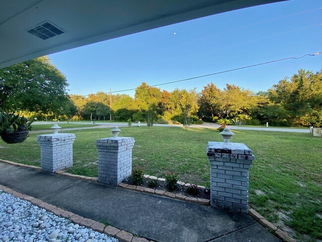 Building Photo - 220 Wynnehaven Beach Rd