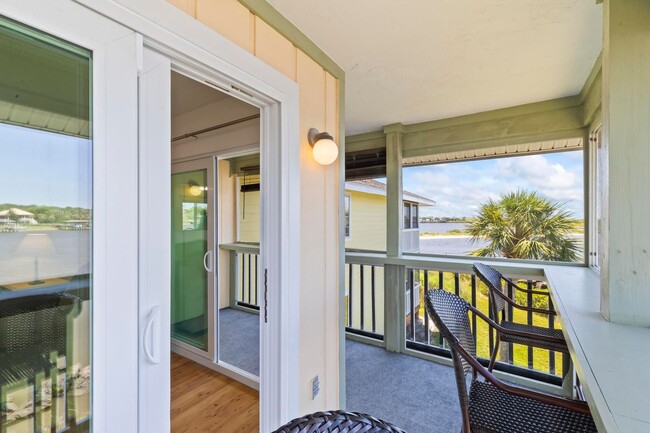 Building Photo - Fully Furnished Long Term Rental