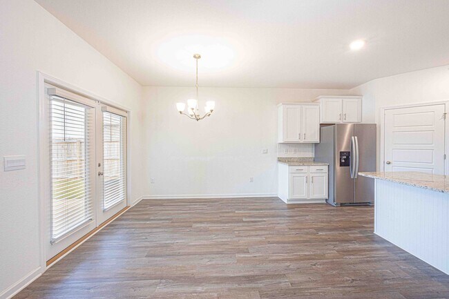 Building Photo - 13708 Antler Hl Rd