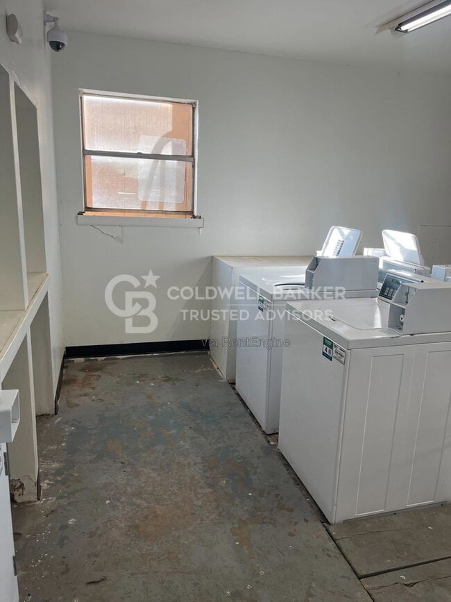 Building Photo - 1317 52nd St