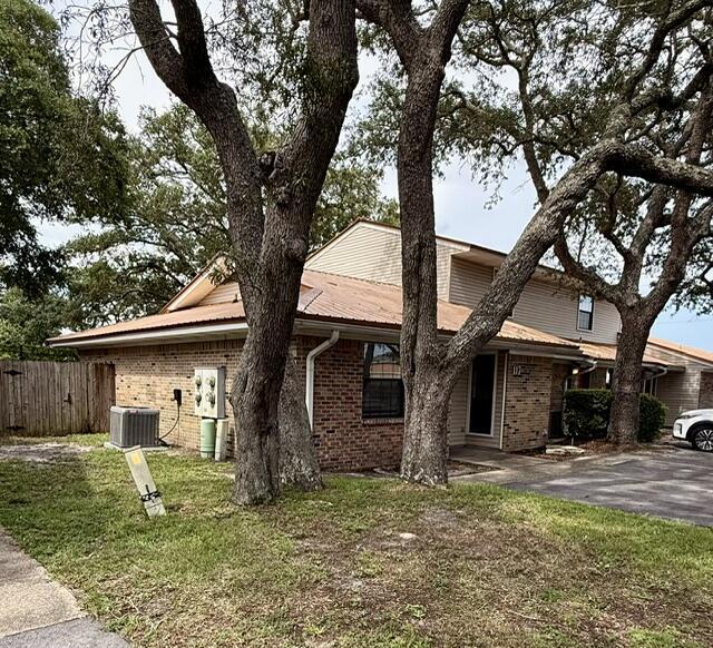 Building Photo - 117 Classic Ct