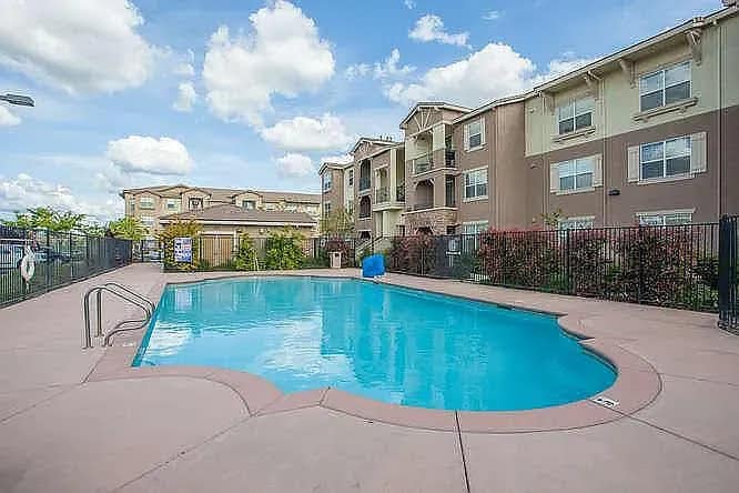 Building Photo - 1191 Whitney Ranch Pky