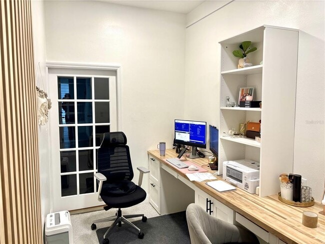 Building Photo - 921 Spring Palms Lp