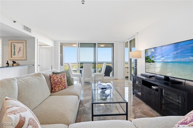 Building Photo - 6585 Nicholas Blvd