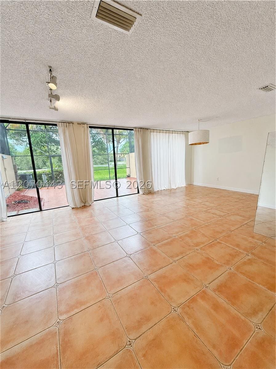 Building Photo - 3522 Torremolinos Ave