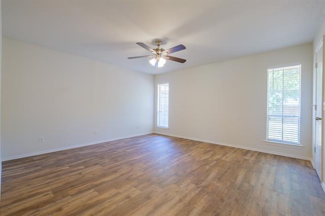 Building Photo - 2733 Leameadow Dr
