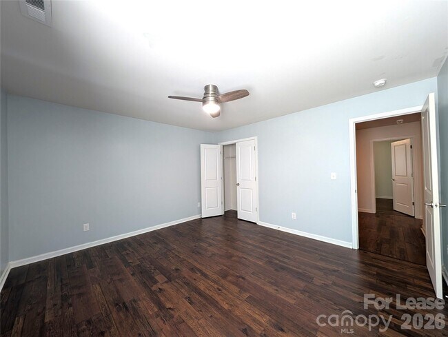 Building Photo - 2525 Mcintosh St