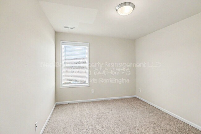 Building Photo - 3805 Yorkshire Pl