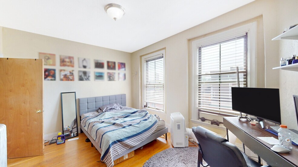 Building Photo - 87 Hammond St