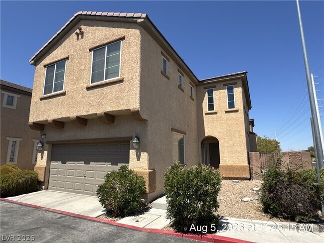 Building Photo - 711 Taliput Palm Pl