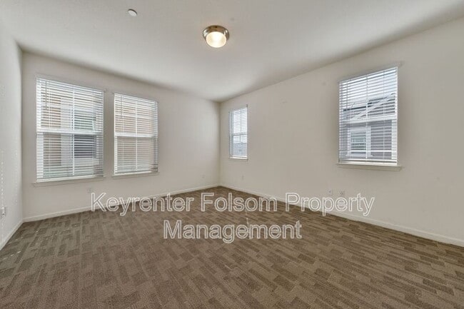 Building Photo - 3057 Bernini Pl