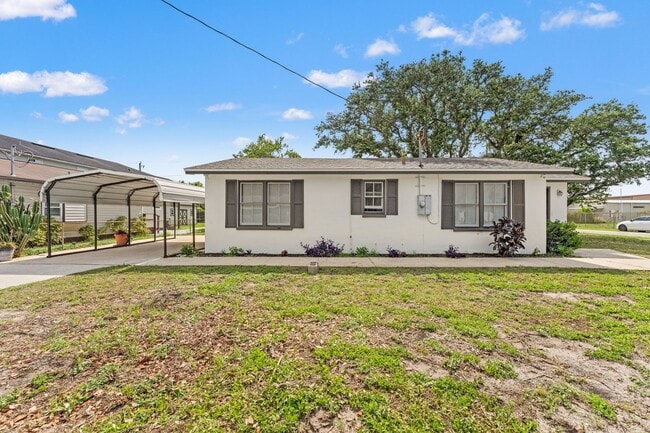 Building Photo - 2 Bed 1.5 Bath Jax Beach - Walk to the Bea...