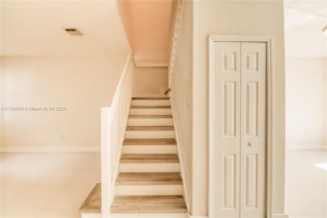 Building Photo - 7856 NW 110th Ave