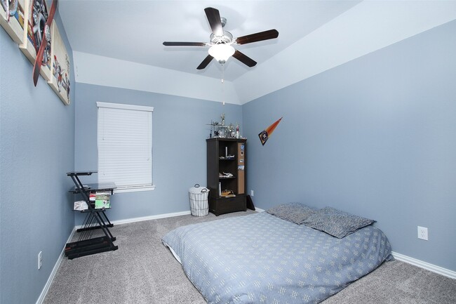 Building Photo - 13627 Tangle Branch Dr