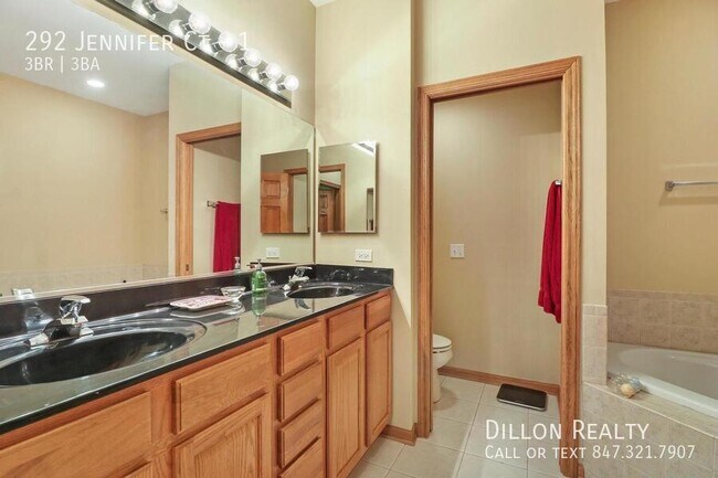 Building Photo - 292 Jennifer Ct