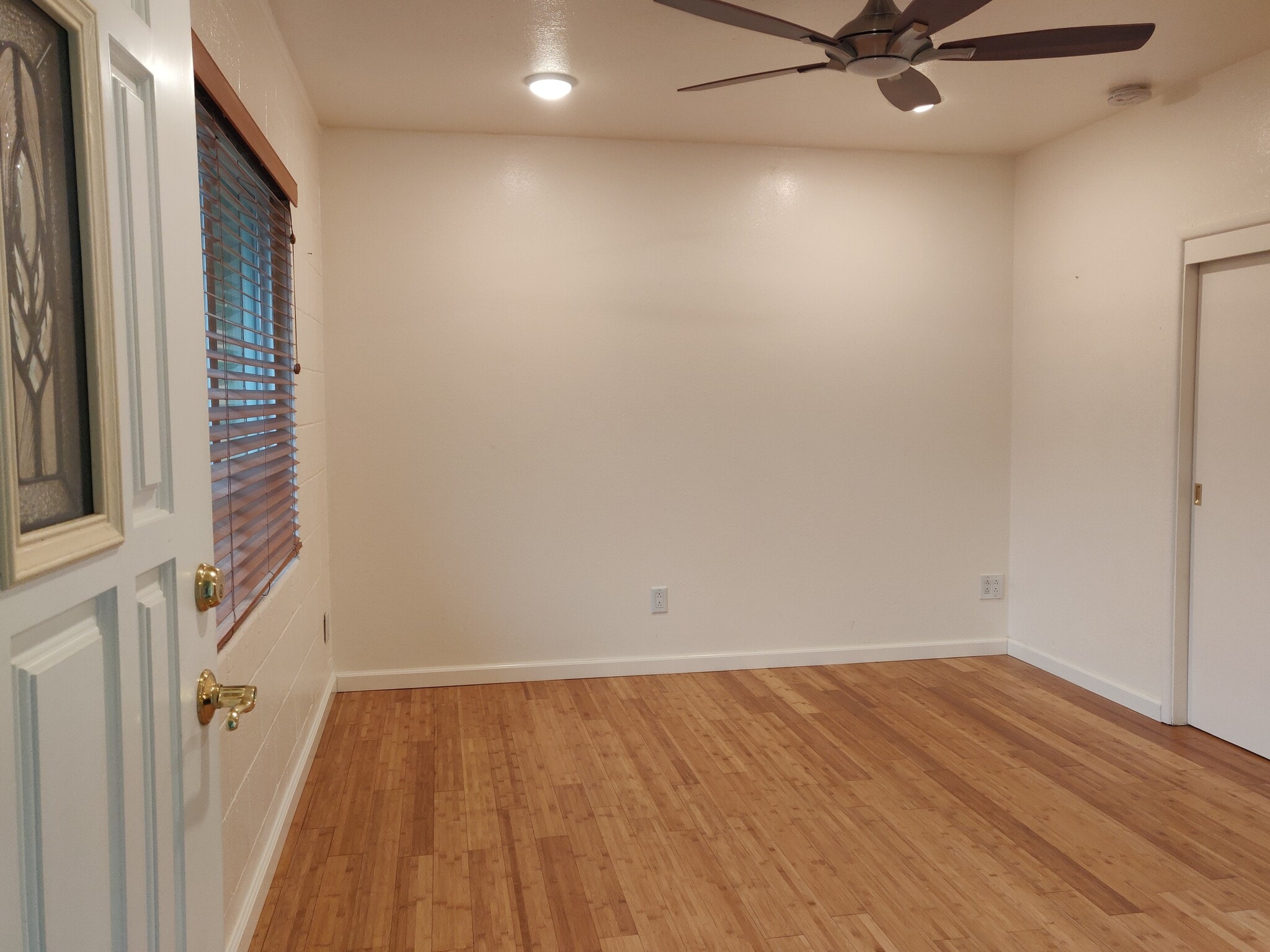 Living room - 1130 Olive St