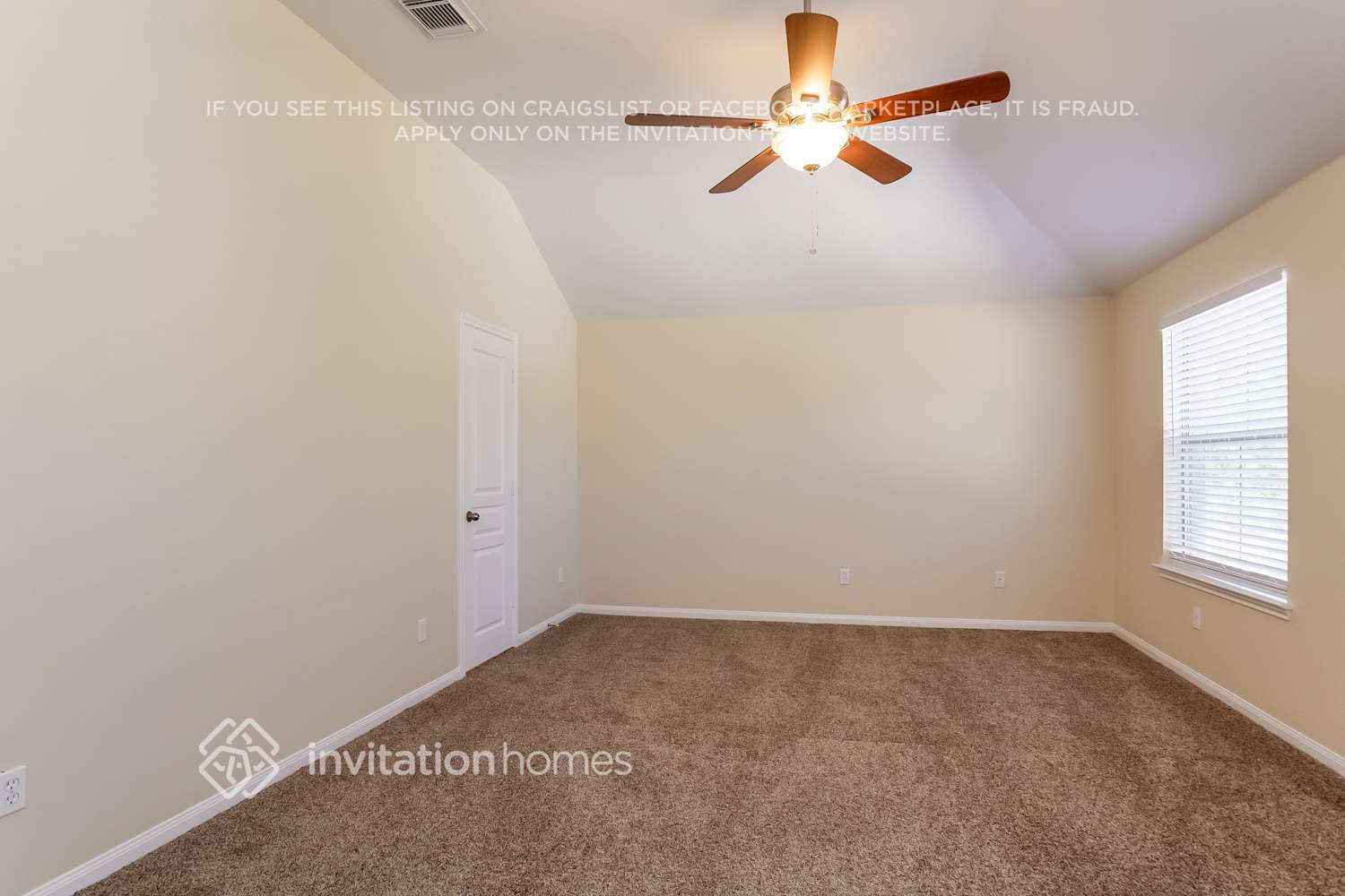 Building Photo - 13321 Enchanted Way