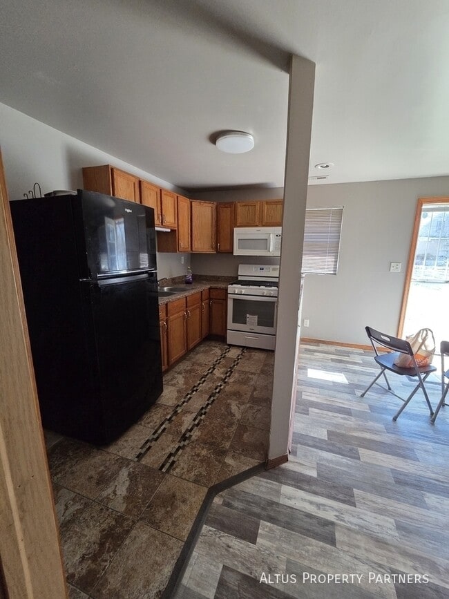 Building Photo - 926 Greenwood Ave