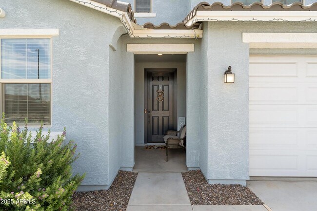 Building Photo - 7352 S Briarwood Ln