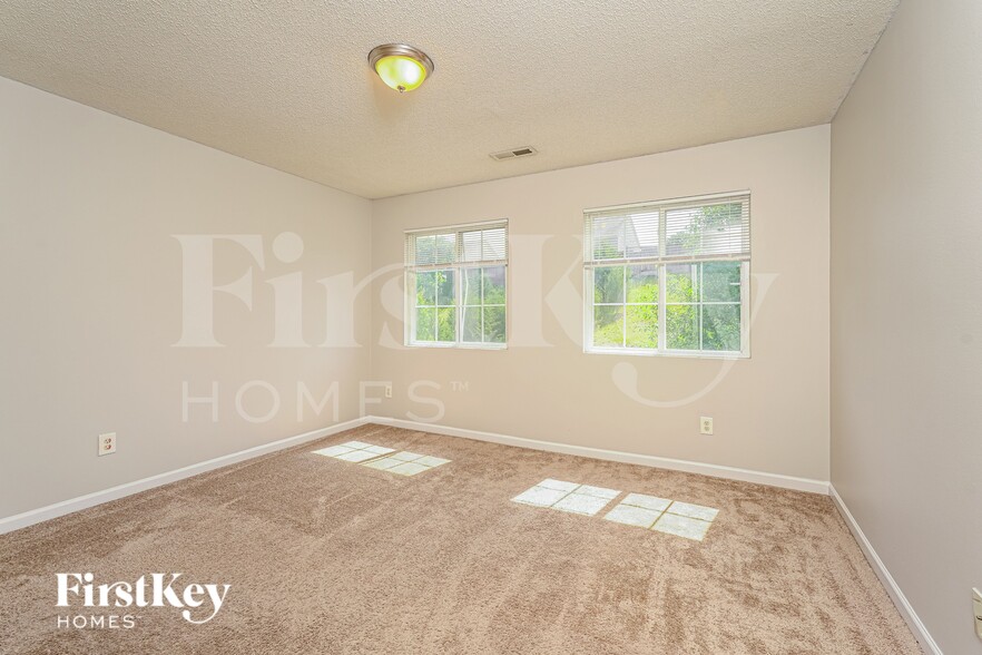 Building Photo - 2645 Ninfield Dr