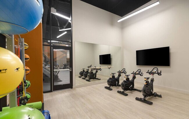 Building Photo - 2121 First Street Southwest-SI FL4-ID258