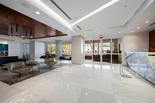 Building Photo - 1900 Sunset Harbour Dr