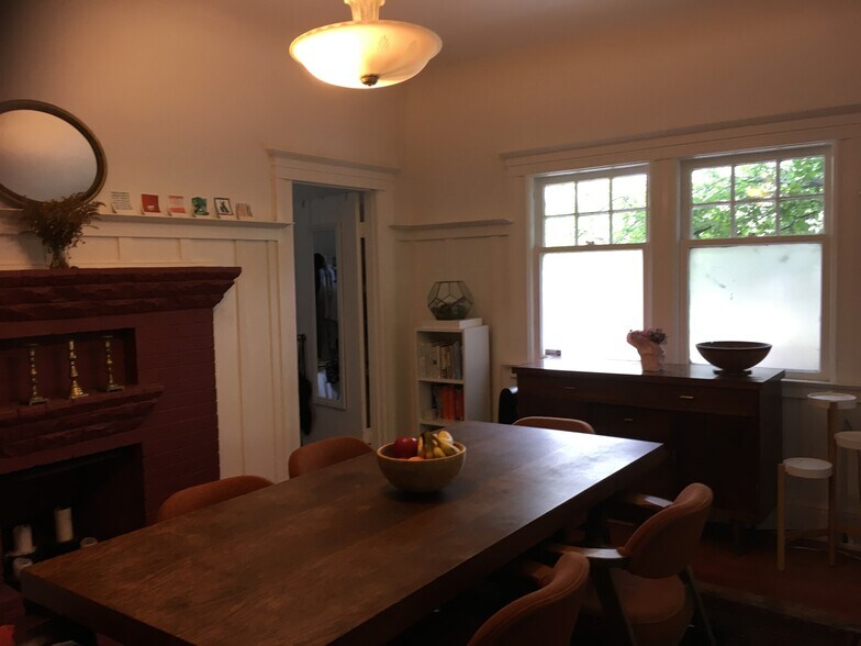 dining room with tennants items - 1652 RUSSELL ST
