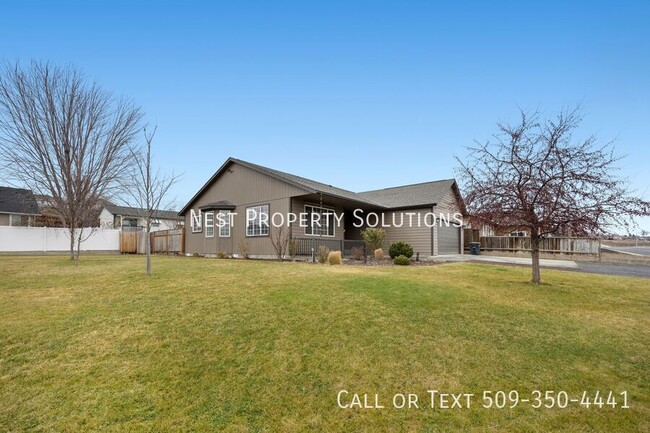 Building Photo - 1525 S Bailey Ave