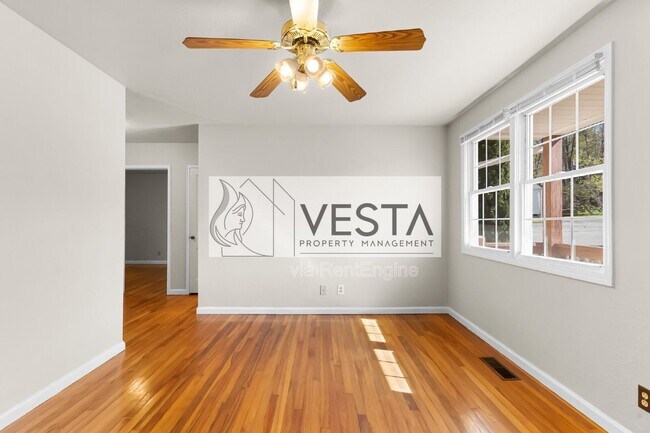 Building Photo - 16 Fortunate Dr