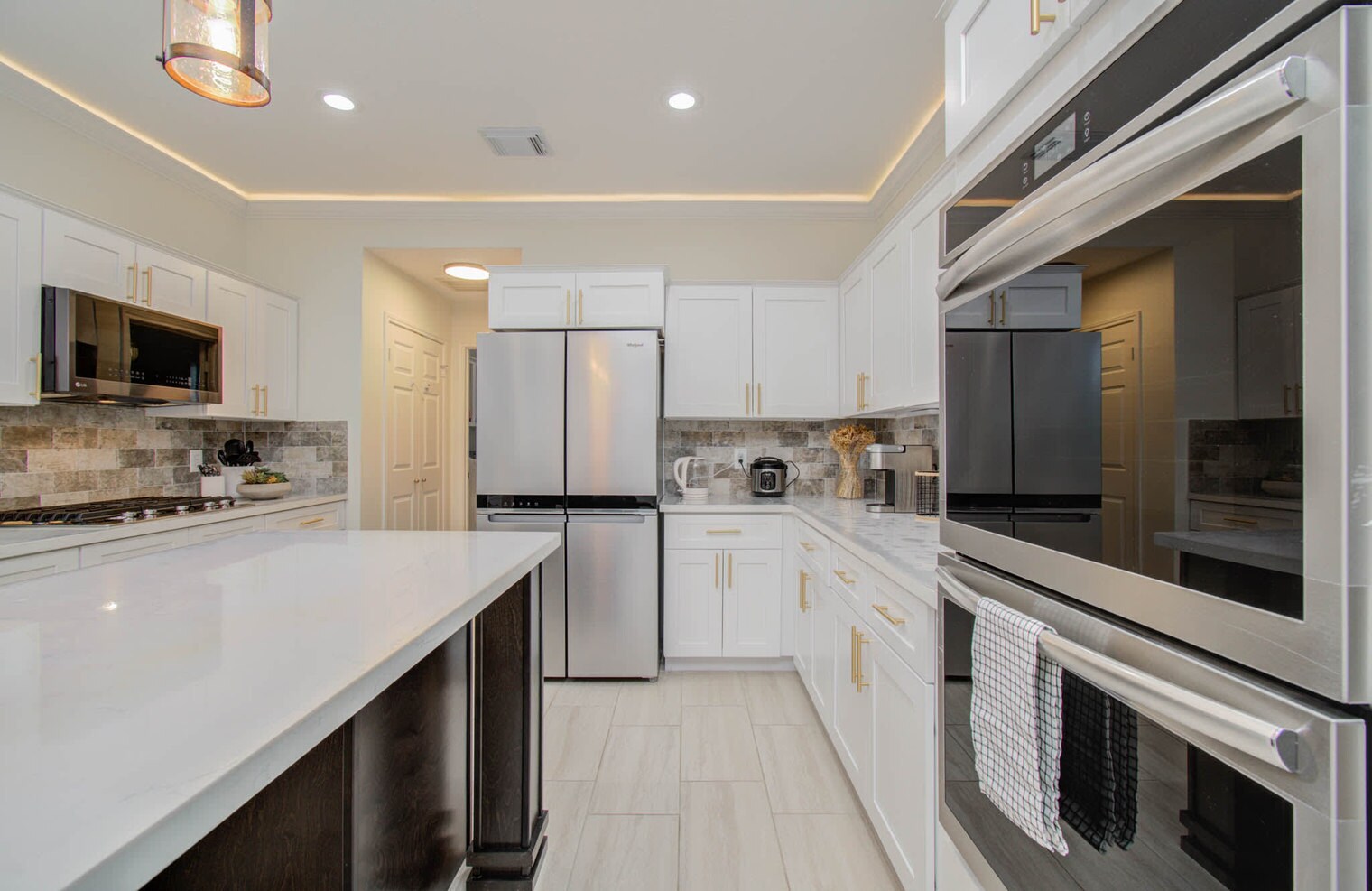 Building Photo - 15627 Twisting Springs Dr