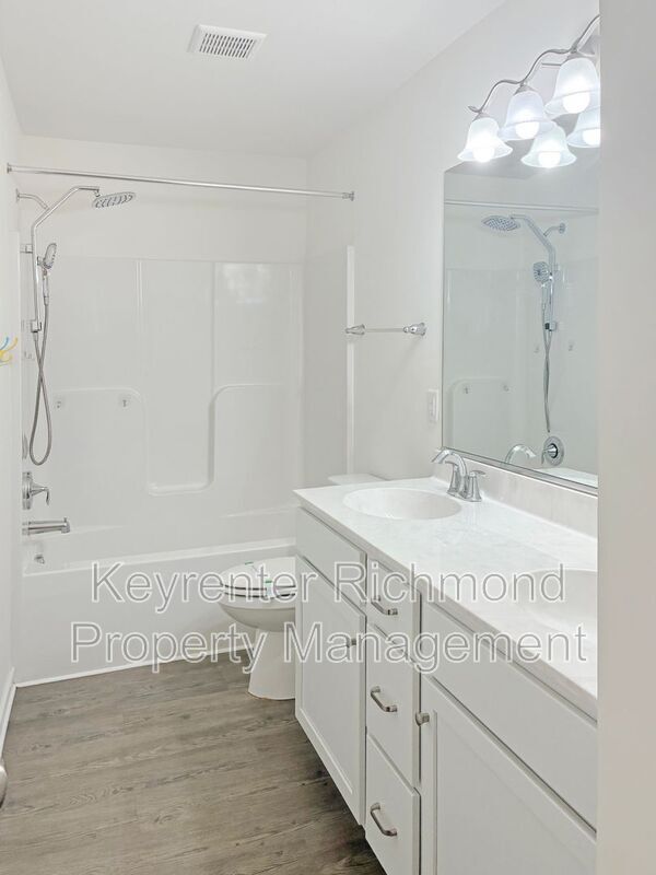 Building Photo - 6519 White Rock Ter