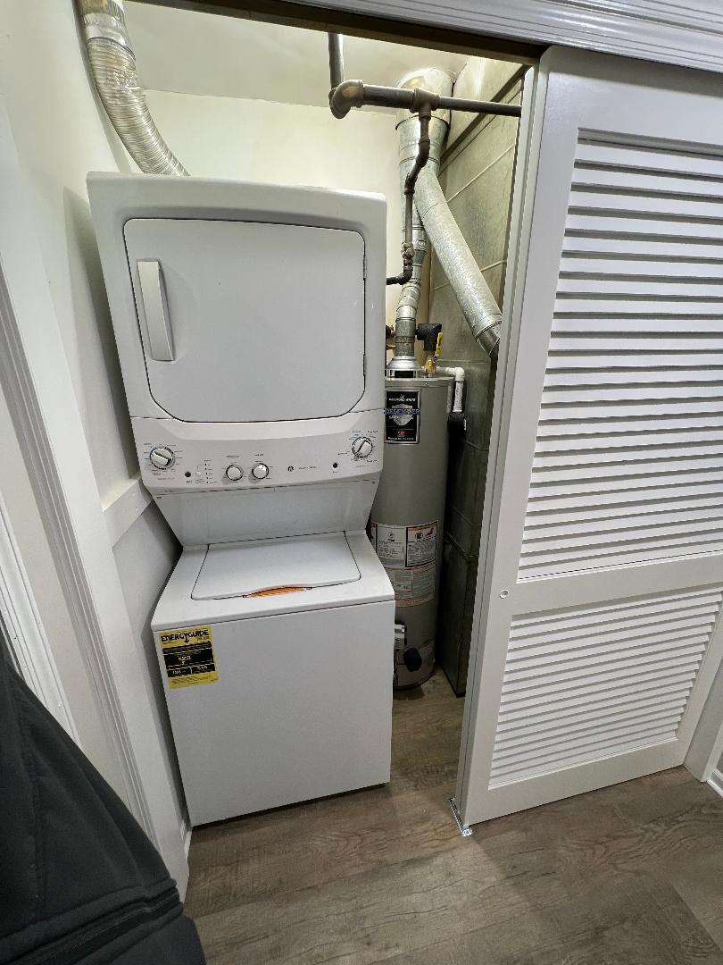 Laundry Included! - 105 Newark Pompton Tpke