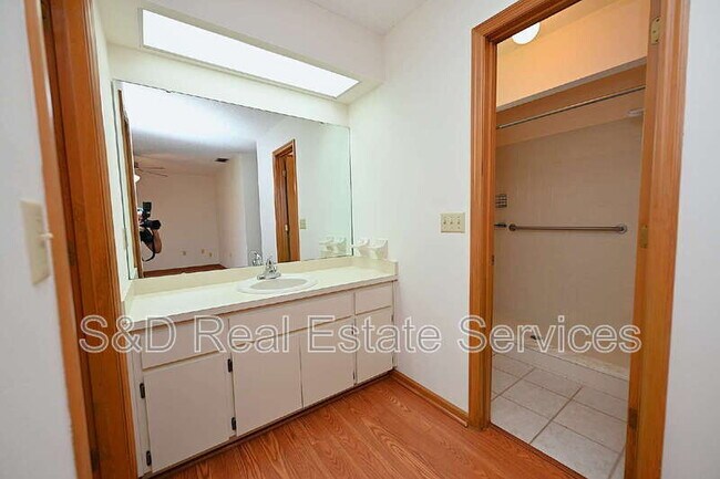 Building Photo - 848 Mikasuki Dr