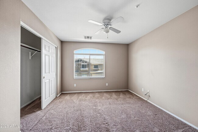 Building Photo - 1428 E Hopkins Rd
