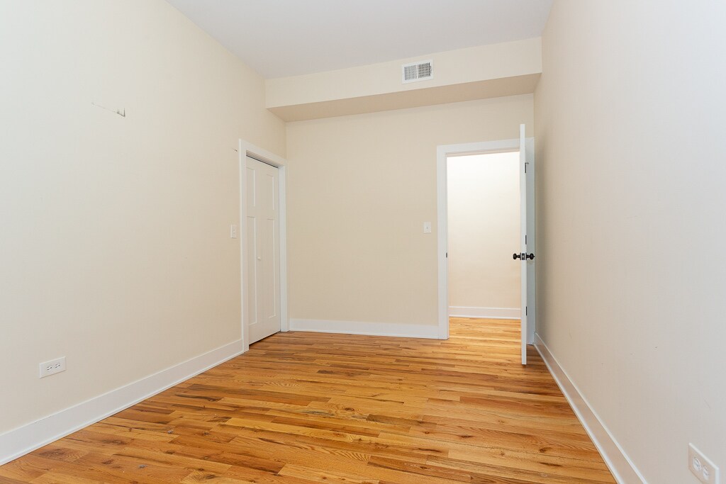 Building Photo - 378 Park Ave