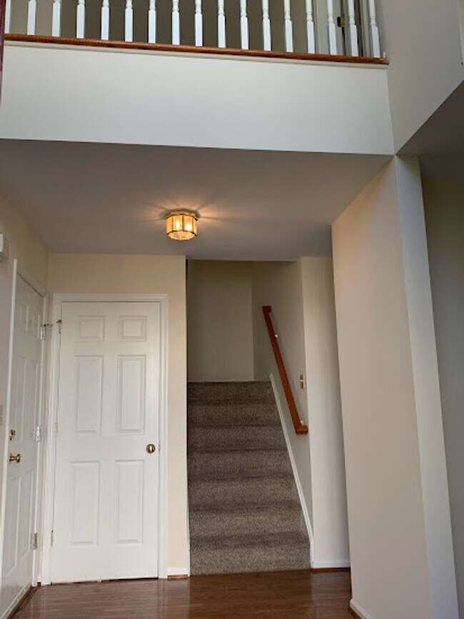 Building Photo - New Macungie Rental Listing